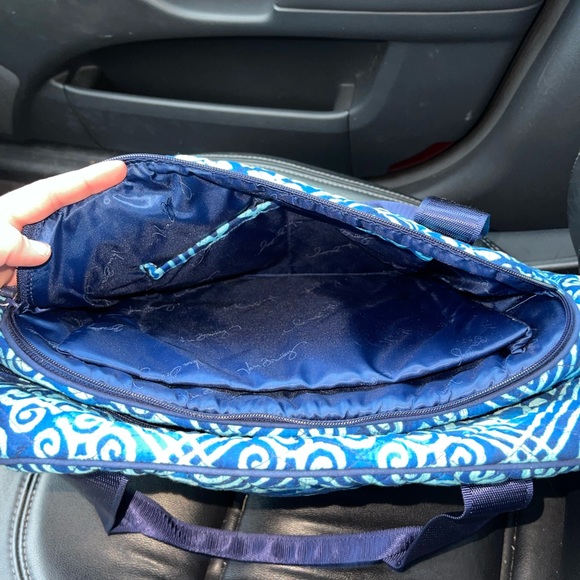 Vera Bradley medium duffle bag - Picture 10 of 12